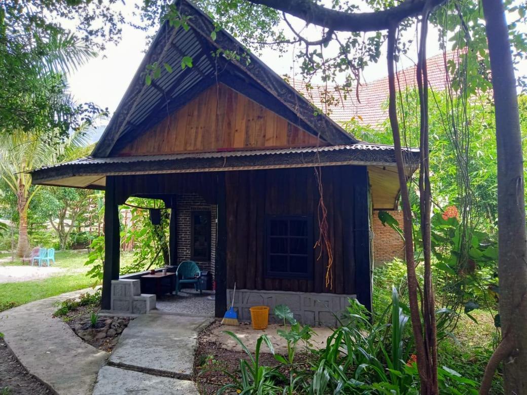 Liberta Homestay Tuk Tuk Exterior foto